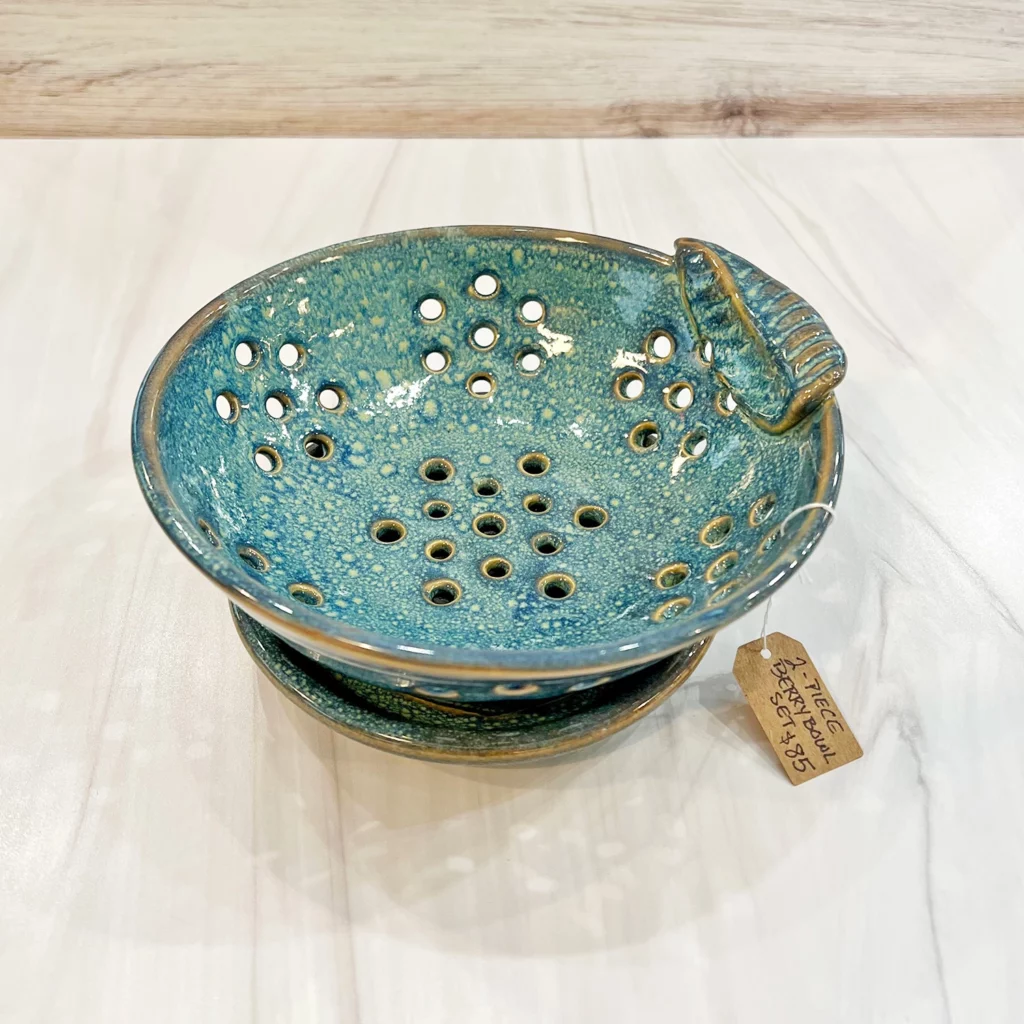 Two Piece Berry Bowl
